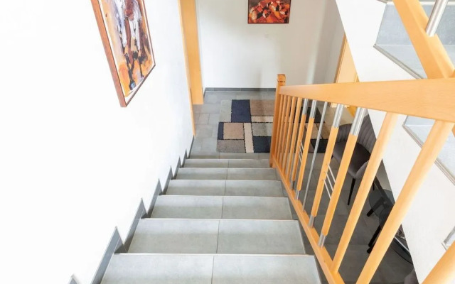 Comfy Apartment In Sankt Anton Am Arlberg With Terrace