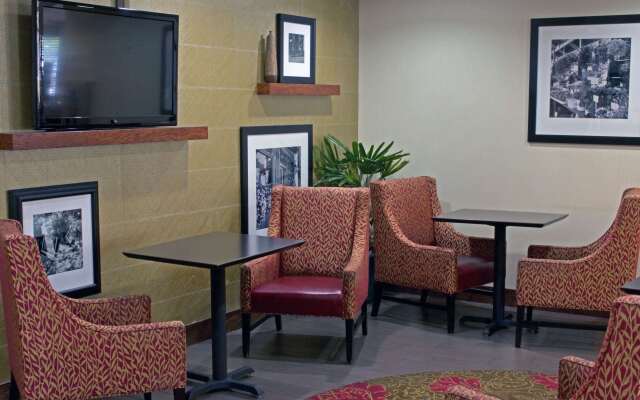 Hampton Inn Norfolk/Chesapeake (Greenbrier Area)