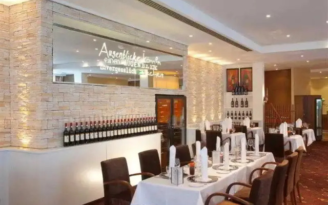 Novotel