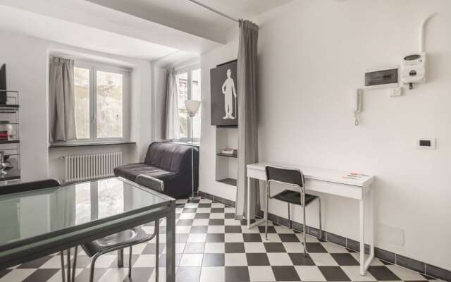 Modern Apartment in Genova Near Christopher Columbus House