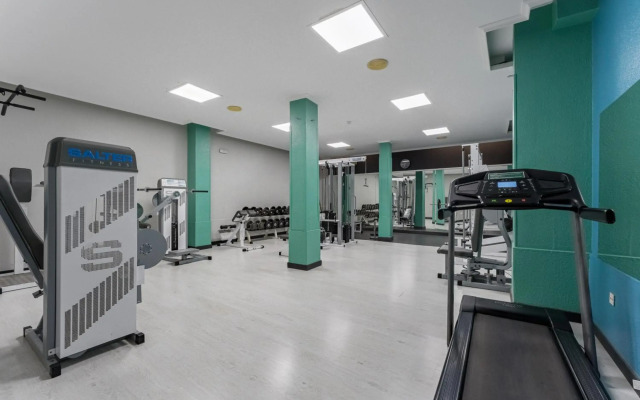 Klayman Olivina Aparthotel