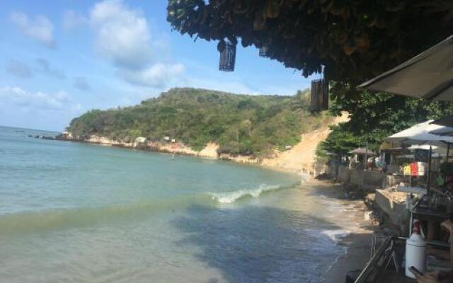 Flat Mobiliado Ponta Negra