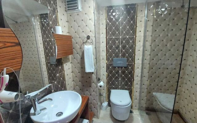 Adalı Hotel & Suites