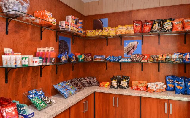 Hampton Inn Denver West Federal Center