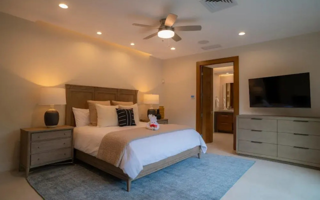 - Casa Cenizaro Six Bedroom Private Pool Family