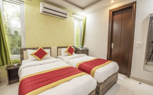 Royal Comfort Castle By OYO Rooms