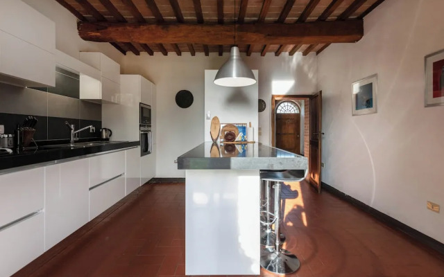 Country Villa In Tuscan Hills