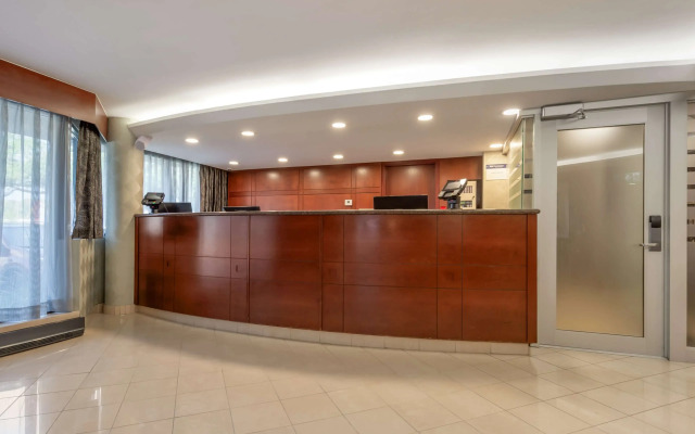 Best Western Plus Ottawa City Centre
