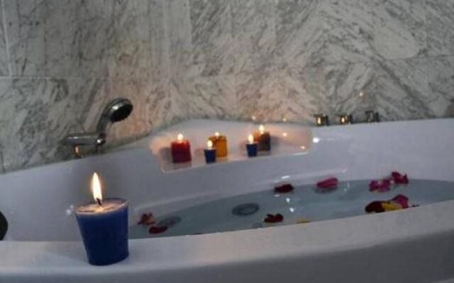 Roswal Hotel