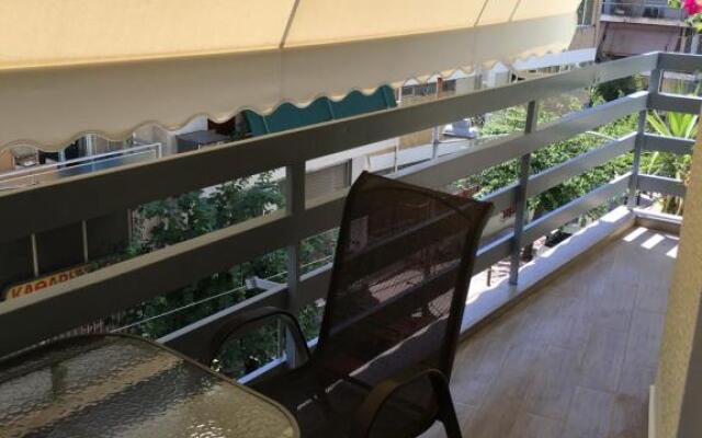 Acropolis brand new 1min from metro!