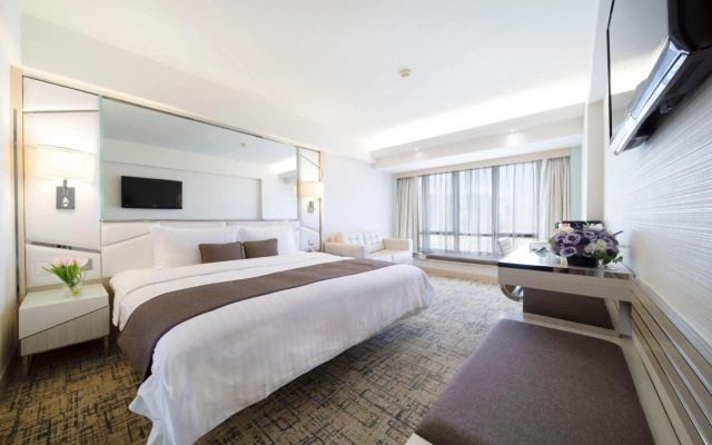 Regal Oriental Hotel
