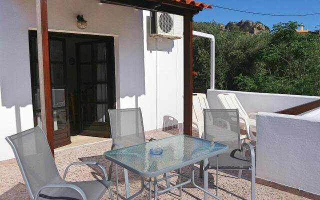 Oliaria Apartments