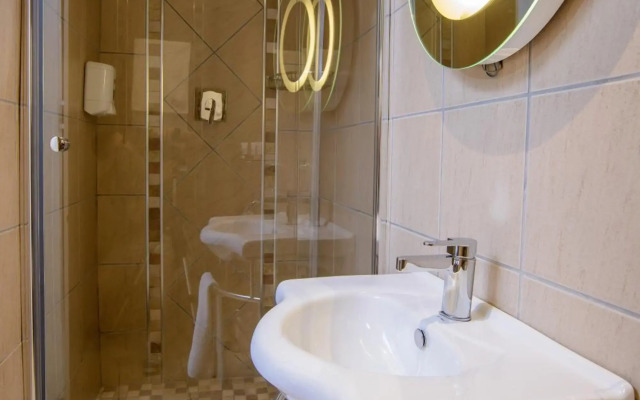 The Cycad Lodge & Chalets