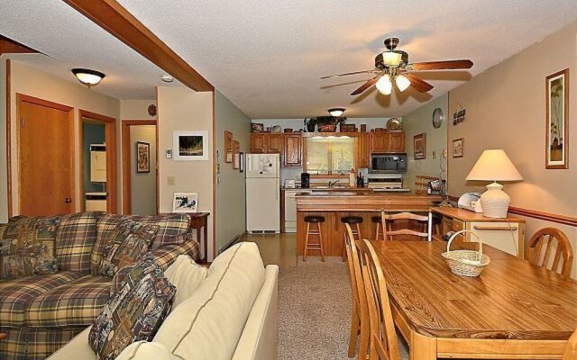 Idyllic Mountain Getaway