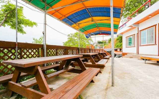 Yeosu Mosageum Pension