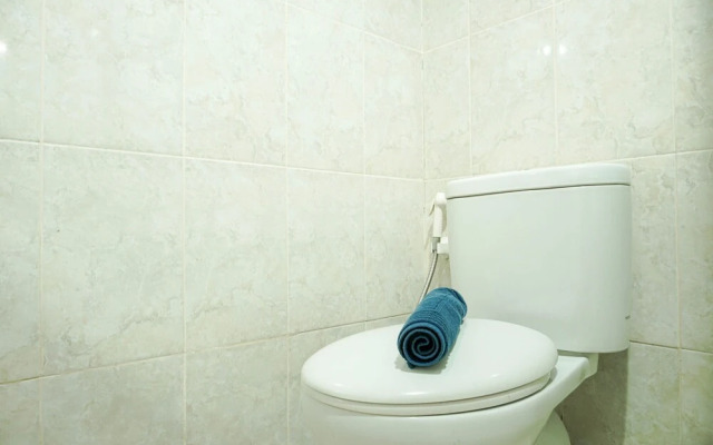 Elegant and Best View Studio Tamansari The Hive Apartment By Travelio