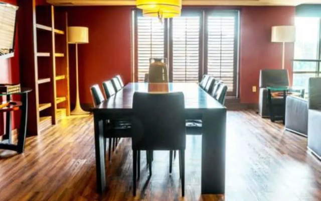 Global Luxury Suites Fenway