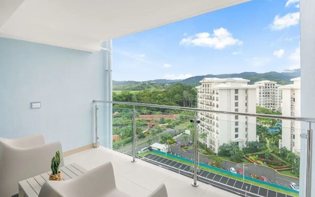 Brand New 3BR Condo With Incredible Views