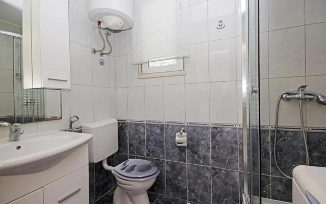 Holiday house with WiFi Trogir - 15319