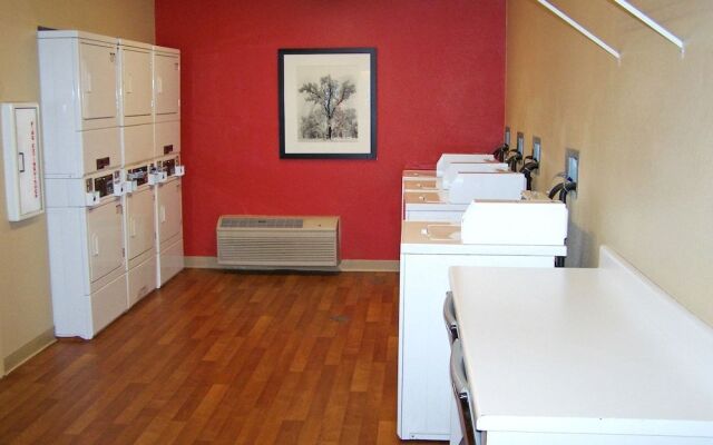 Extended Stay America Minneapolis - Brooklyn Center