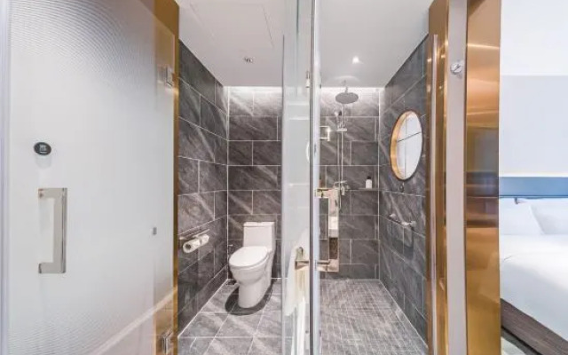 Palace Hotel (Beijing South Railway Station Jiaomen West Subway Station)