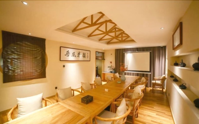 Qianna Chengji Hotel