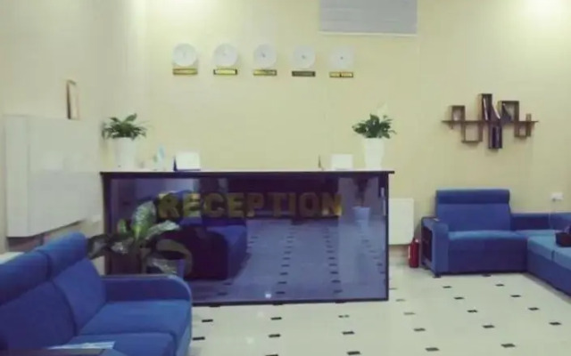Humo Plaza Hotel