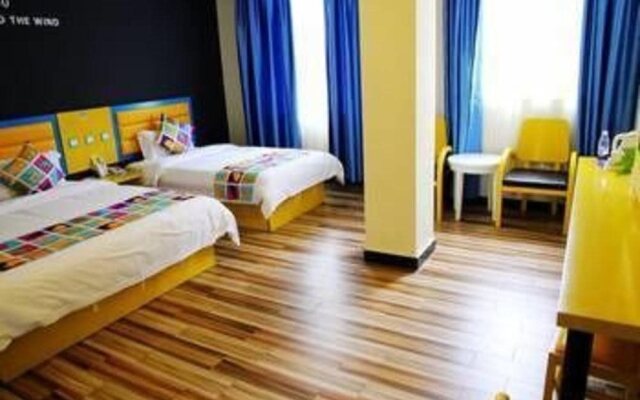 Feng Guang Holiday Hotel