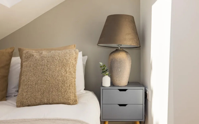 The Stratford Villas