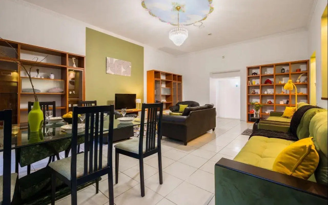 Апартаменты Spb2Day на набережной реки Фонтанки 25