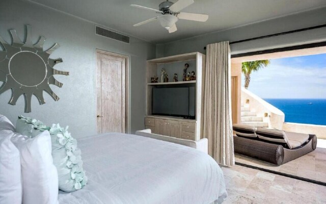 Sunny Vacation Villa 92