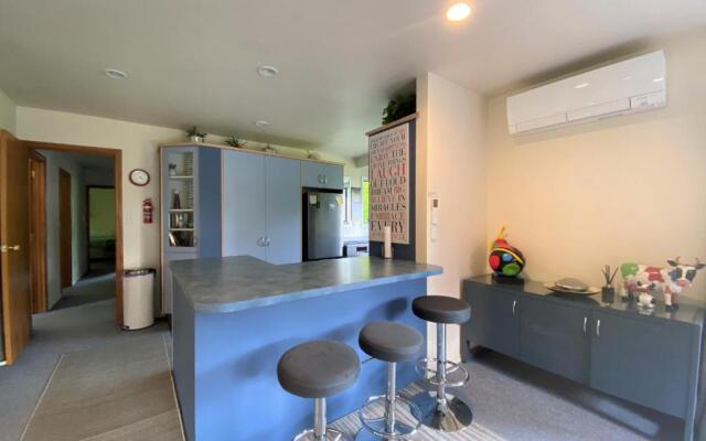 17 Chisholm Crescent