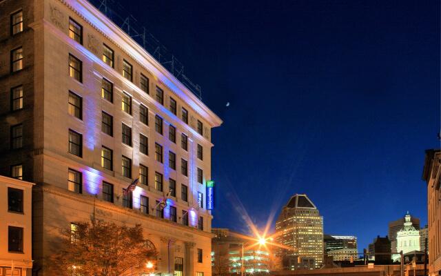 Holiday Inn Express Baltimore-Downtown