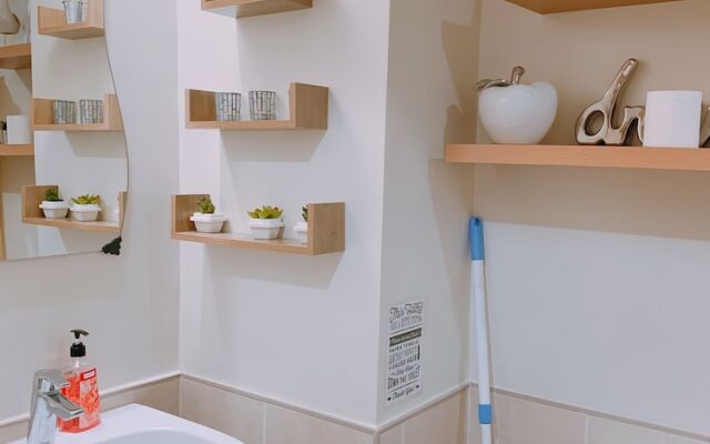 The Persimmon Cebu by Sleepingpong