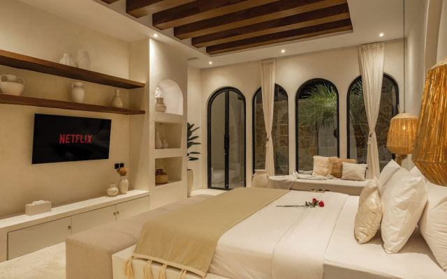 Romantic 2 Private Suites Villa Canggu