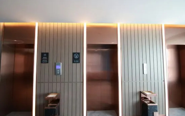 CHAMJOY Hotel (Cixi City Government Yintai City)