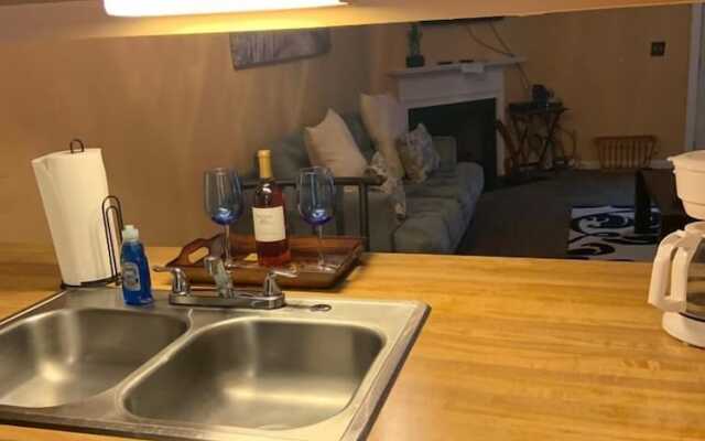 The Stone Crest Villa - Near Stone Mountain Park