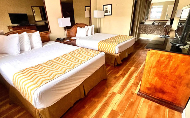 Travelodge by Wyndham Reno Downtown