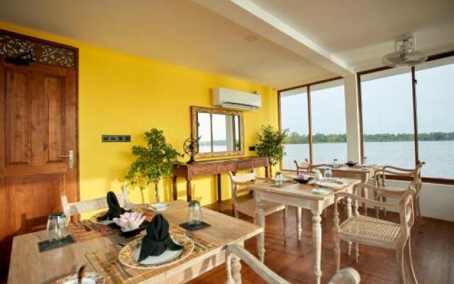 Flow by The Amber Collection - Luxury River Cruises in Sri Lanka