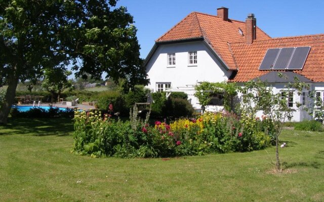 Marielyst Bed and Breakfast