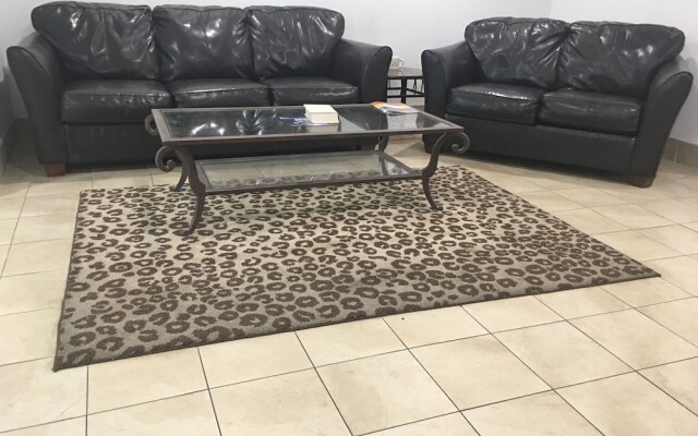 Superstition Inn and Suites