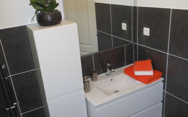 Bastide De La Lézardière