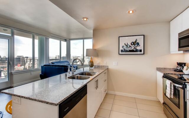 Beautiful 3 Bedroom Luxury Bldg