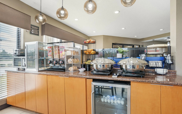 Best Western Airport Inn