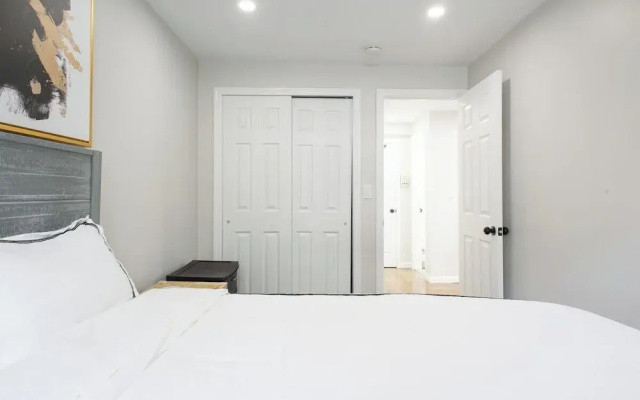 350 Gramercy Apt