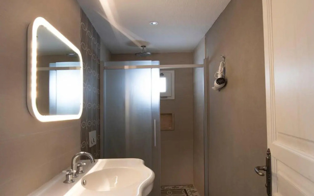 Monat Otel Alacati