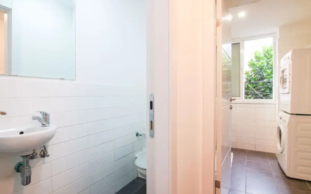 Spacious 3BR in Ben yehuda by Holiday-rentals