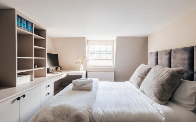 Modern Central Bath Apartment