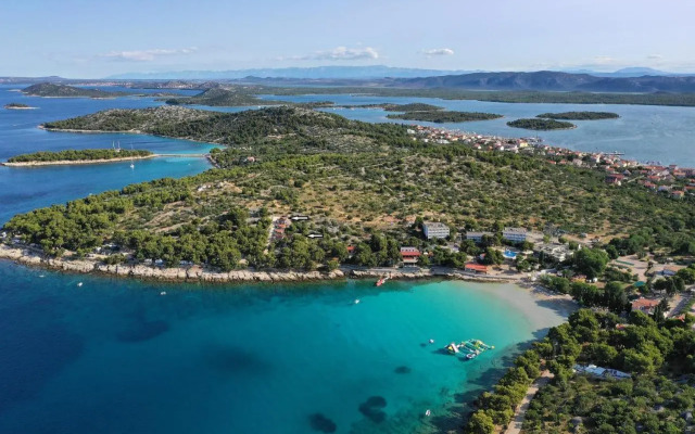 Camp Lostura Slanica