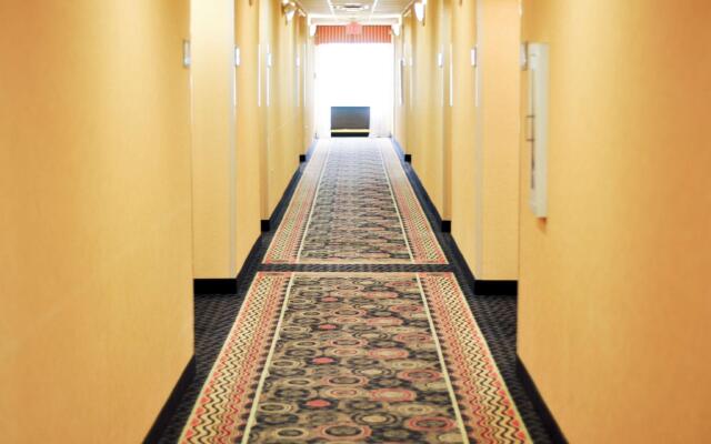 Hampton Inn & Suites Louisville East